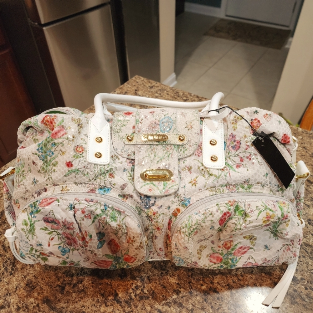 Sharif purse